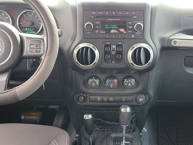 2015 Jeep Wrangler Unlimited Unlimited Sahara