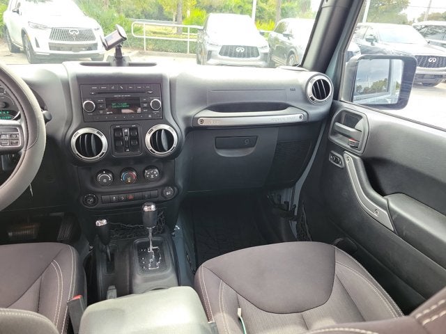 2015 Jeep Wrangler Unlimited Unlimited Sahara