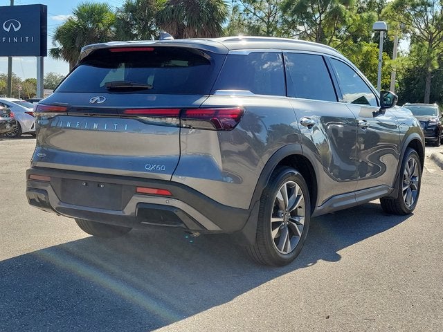 2025 INFINITI QX60 LUXE