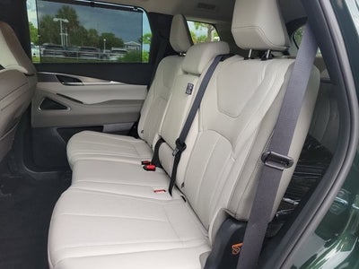 2026 INFINITI QX60 LUXE