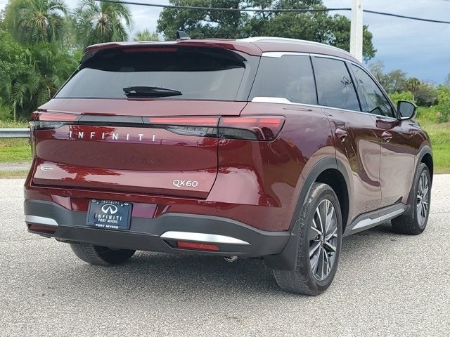 2026 INFINITI QX60 LUXE