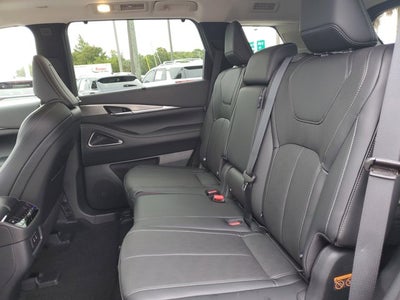 2026 INFINITI QX60 LUXE