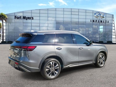 2023 INFINITI QX60 LUXE