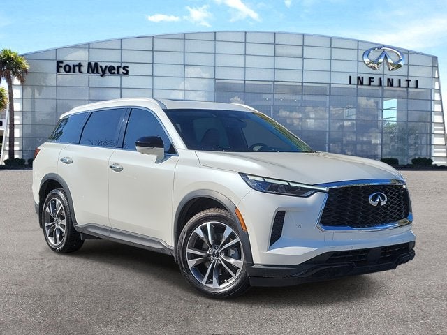 2023 INFINITI QX60 LUXE