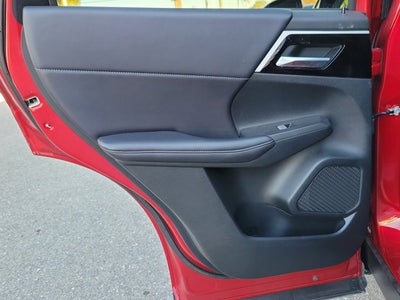 2023 Mitsubishi Outlander SE