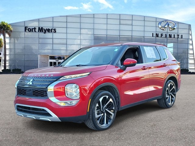 2023 Mitsubishi Outlander SE