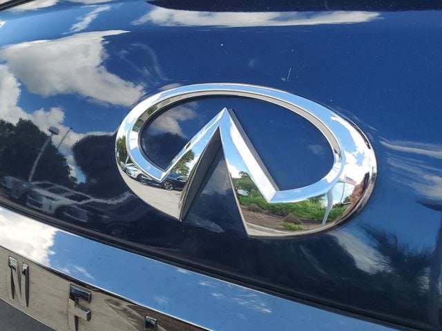 2023 INFINITI QX80 Premium Select