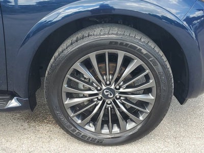 2023 INFINITI QX80 Premium Select