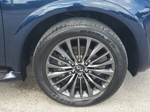 2023 INFINITI QX80 Premium Select