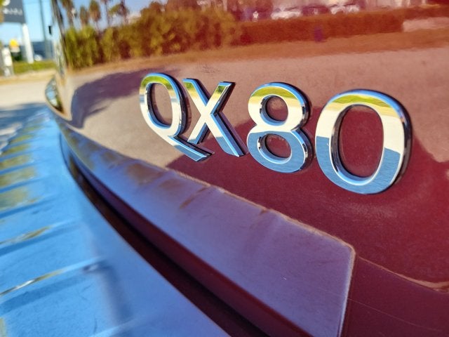2022 INFINITI QX80 LUXE