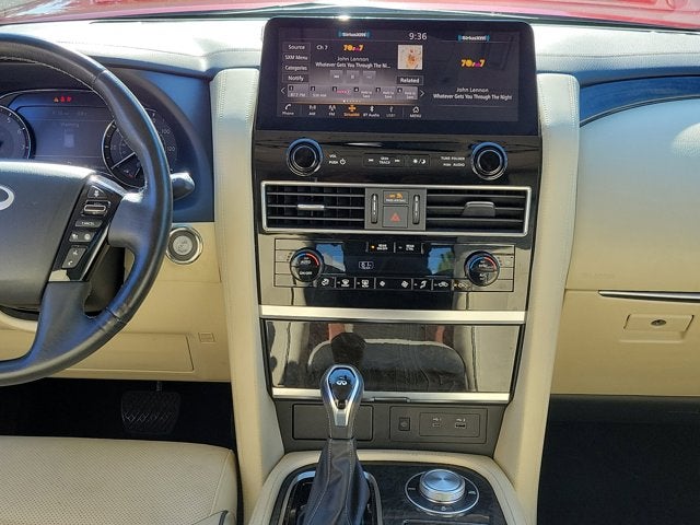 2022 INFINITI QX80 LUXE