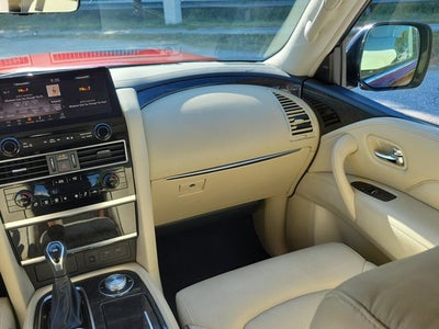 2022 INFINITI QX80 LUXE