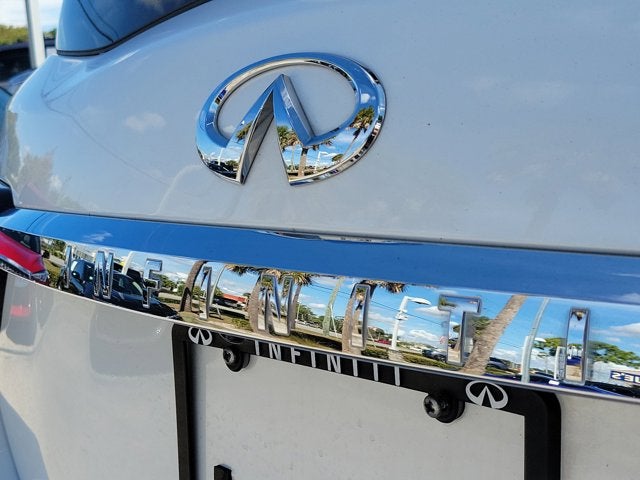 2023 INFINITI QX80 Sensory