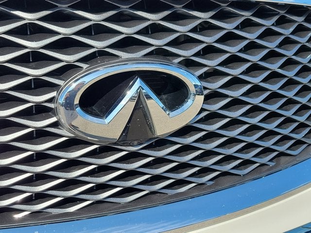 2023 INFINITI QX80 Sensory