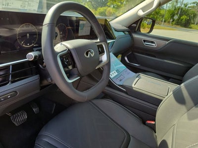 2026 INFINITI QX80 LUXE