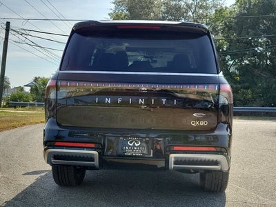 2026 INFINITI QX80 LUXE