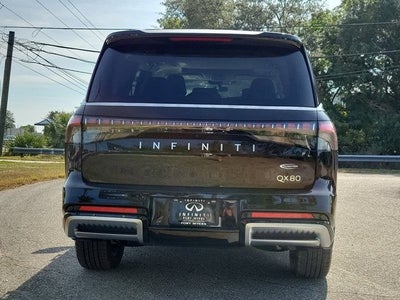 2026 INFINITI QX80 LUXE