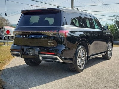 2026 INFINITI QX80 LUXE