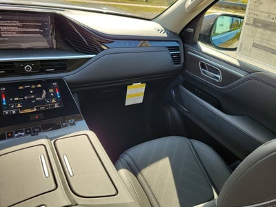 2026 INFINITI QX80 LUXE