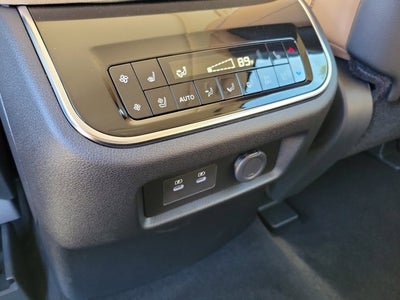 2026 INFINITI QX80 LUXE