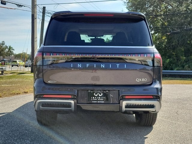 2026 INFINITI QX80 LUXE