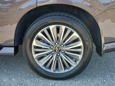 2026 INFINITI QX80 LUXE