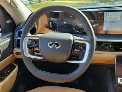 2026 INFINITI QX80 LUXE