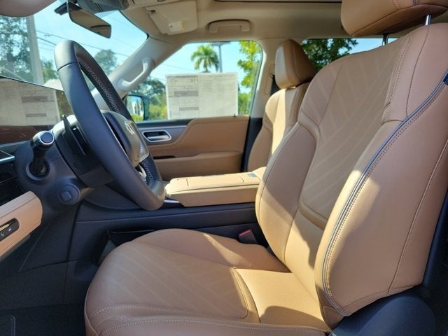 2026 INFINITI QX80 LUXE