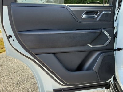 2026 INFINITI QX80 LUXE