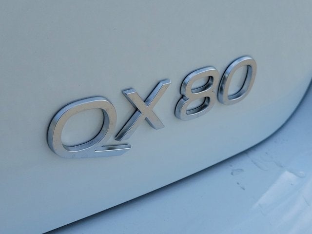 2026 INFINITI QX80 LUXE