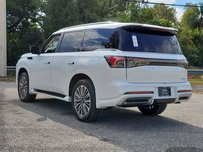 2026 INFINITI QX80 LUXE