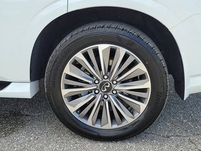 2026 INFINITI QX80 LUXE