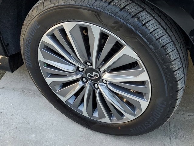 2025 INFINITI QX80 SENSORY