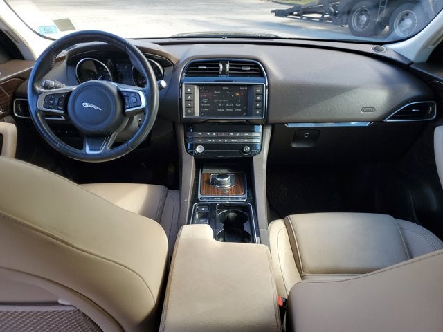 2018 Jaguar F-PACE 25t Prestige