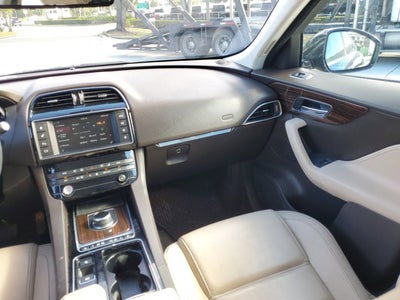 2018 Jaguar F-PACE 25t Prestige