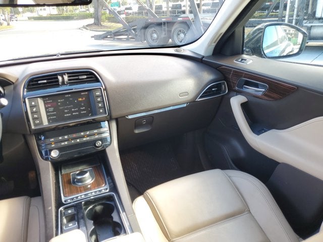 2018 Jaguar F-PACE 25t Prestige