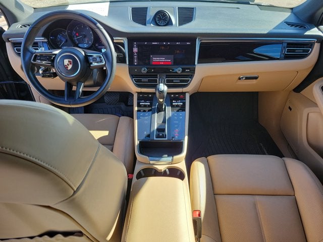2022 Porsche Macan Base