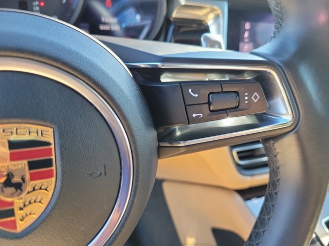 2022 Porsche Macan Base