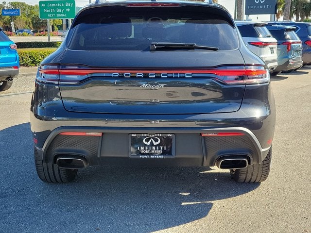 2022 Porsche Macan Base