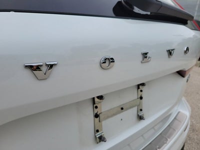 2021 Volvo XC60 T5 Momentum