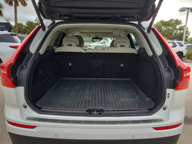 2021 Volvo XC60 T5 Momentum