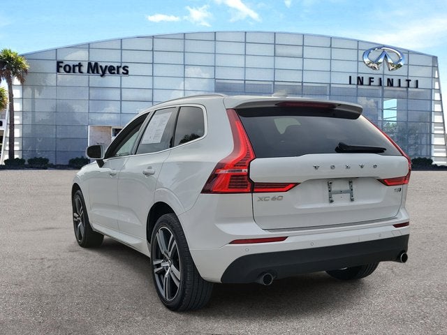 2021 Volvo XC60 T5 Momentum