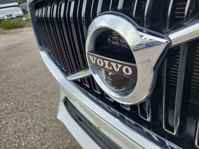 2021 Volvo XC60 T5 Momentum