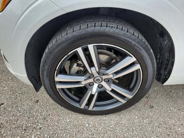 2021 Volvo XC60 T5 Momentum