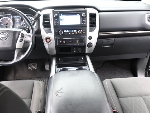 2017 Nissan Titan SV