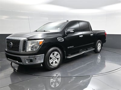 2017 Nissan Titan SV