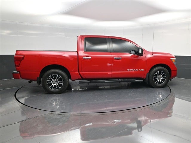 2020 Nissan Titan SV