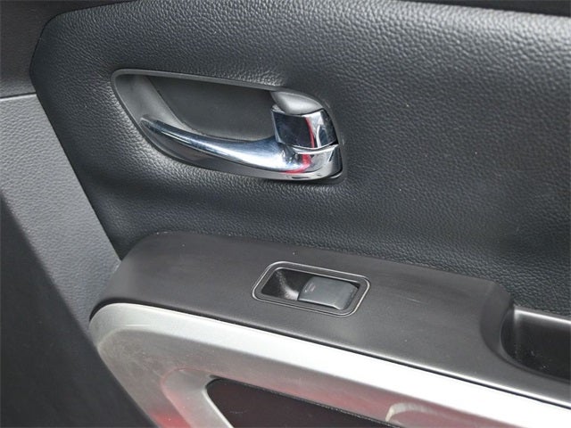 2020 Nissan Titan SV