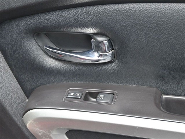 2020 Nissan Titan SV