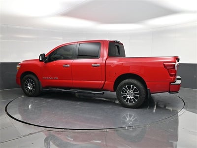 2020 Nissan Titan SV